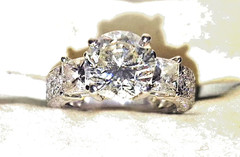 Vintage Lady’s 2.85ct Natural Diamond 5.35 TCW Platinum 900 Engagement Ring