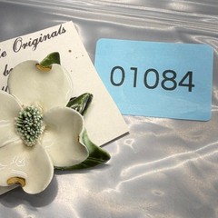 Vintage Dogwood Brooch Ceramic 1.75″