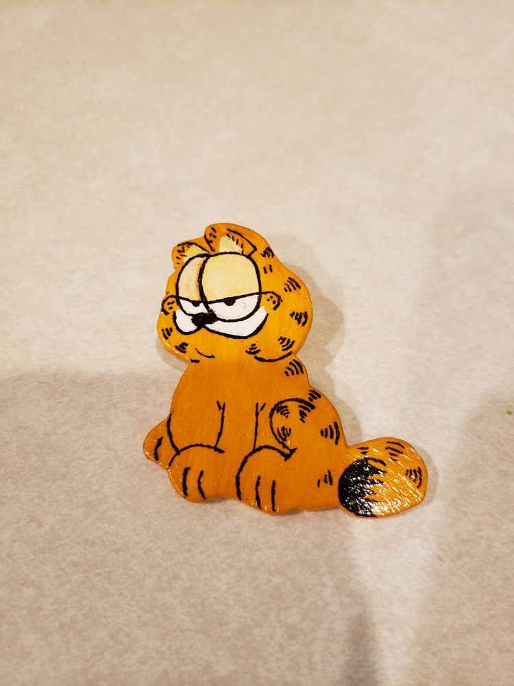 HandPainted Cartoon Cat Pin Wooden
