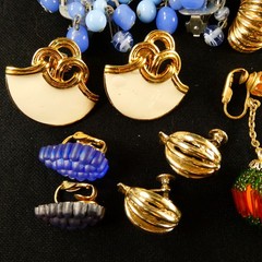 Vintage Clip On Earrings Lot 20 Pairs Retro Jewelry Floral Grape Cluster Enamel