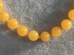 VINTAGE INCREDABLE HAND KNOTTED AMBER GLASS BEAD NECKLACE MUST SEE NO RESERVE