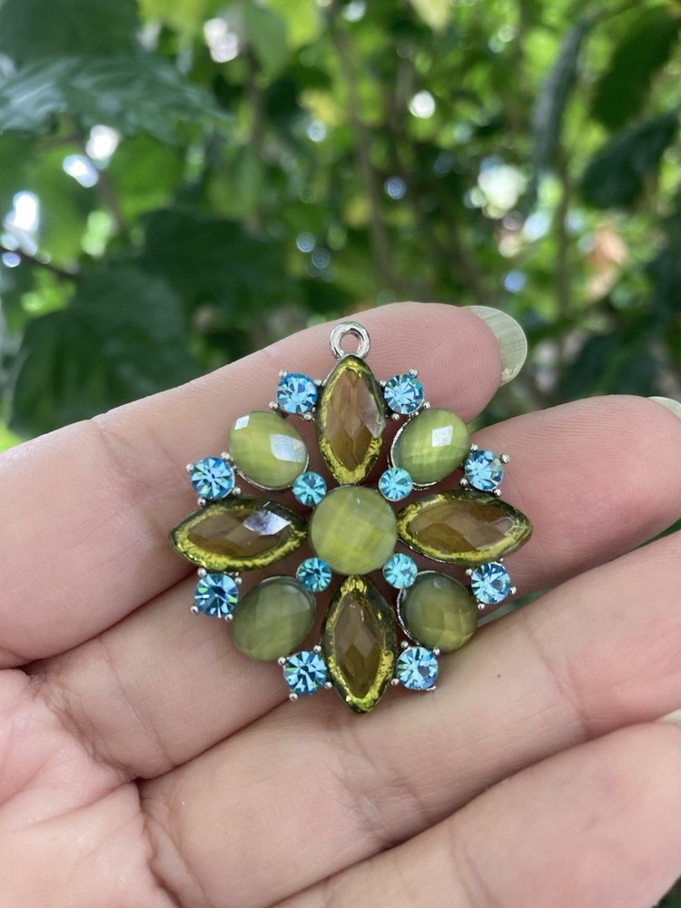 Vintage Silvertone GREEN & BLUE RHINESTONE Flower Pendant