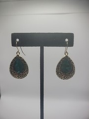 Vintage Gold Tone Green Inlay Teardrop Hook Pierced Womens Jewelry Costume