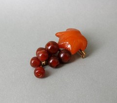 Vintage Natural Baltic Amber Grapes Brooch USSR Gold Plated Pin
