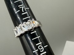 VINTAGE SILVER PLATED HALF ETERNITY BAGUETTE CUT CZ ANNIVERSARY BAND RING SZ 8