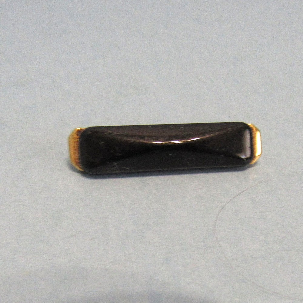 Vintage Crown TRIFARI Black Onyx Jewelry Bar PIN Brooch Pre-owned