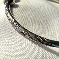 VINTAGE STERLING SILVER BANGLE WEST INDIES ISLAND BALL CUFF BRACELET 22g