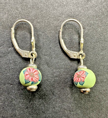 925 Sterling Silver Earrings with Green Beads with Pink Flowers