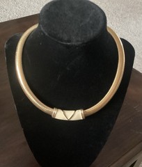 Vintage Monet Gold Tone Omega Necklace With Enamel Accent. 17 Inches.
