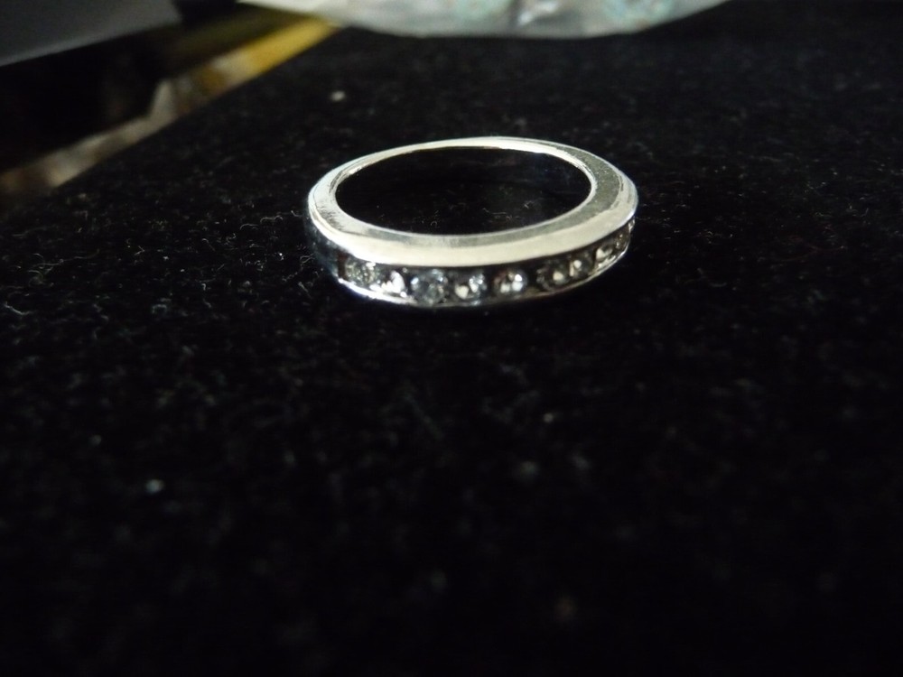 SILVER TONE BAND w FAUX DIAMONDS RHINESTONE Sz 5 1/4 #23/8A