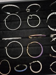 Vintage To Now LARGE Earrings Lot Gold & Silver Tone HOOPS pierced NO JUNK 15