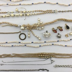 Vintage Costume Necklaces Bracelet Mixed Jewelry For Crafts (Lot Of 25) C-5