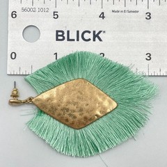 VTG Retro Influence Gold Tone Hammered Diamond Tassel Fringe Earrings Mint Green