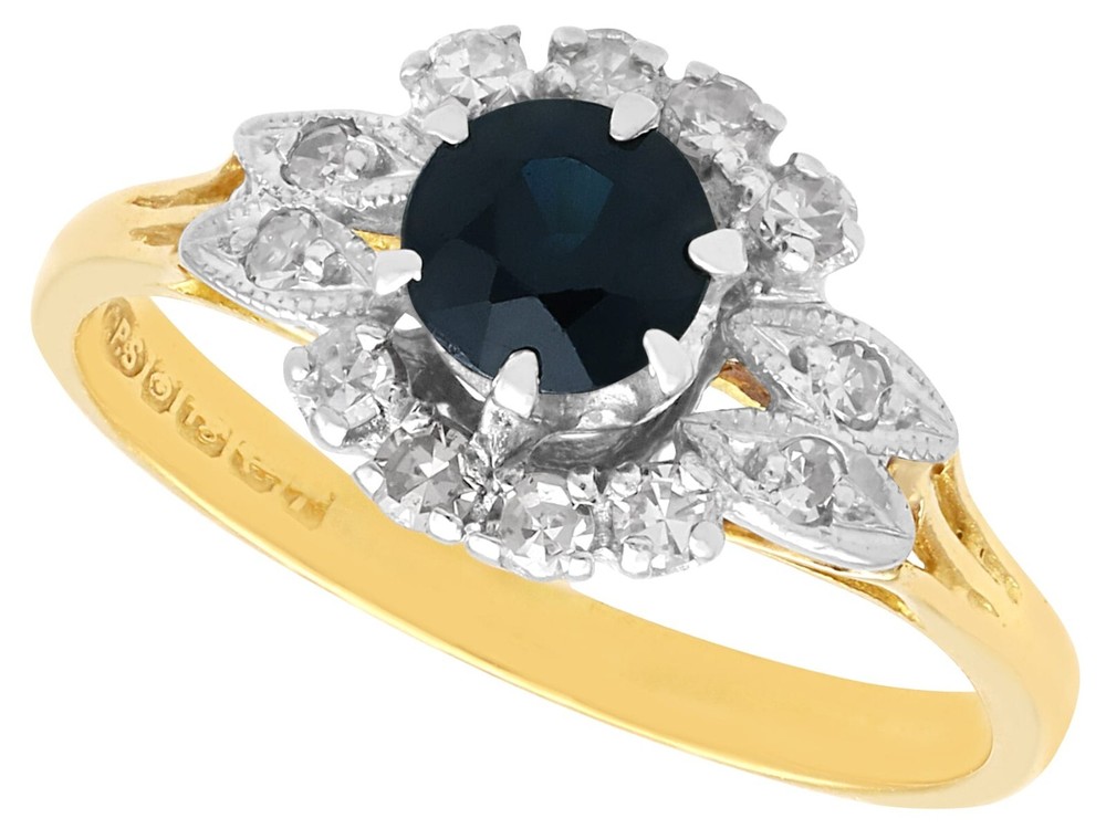 Vintage 0.60Ct Sapphire and 0.22Ct Diamond, 18k Yellow Gold Cluster Ring