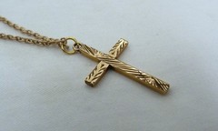 VTG BATES & BACON GOLD FILLED ENGRAVE CROSS PENDANT CHAIN NECKLACE 1st COMMUNION
