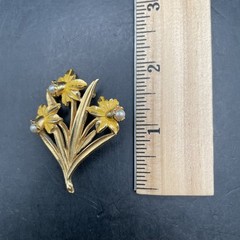 Vtg Signed General Mfg Yellow Enamel Pearls Flower Daffodil Pin Brooch RARE-READ