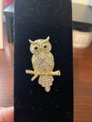 Vintage Gold Tone Owl Brooch Pin Green Rhinestone Eyes Small Figural Jewelry