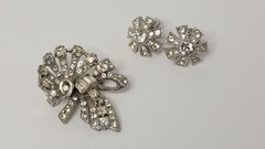 Vtg Fan/Bow Brooch & ALBION Signed Screwback Earrings Mid-century Rhinestones