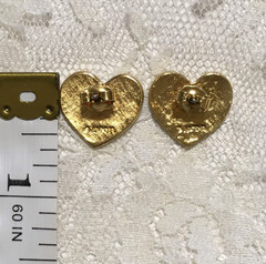 Vintage American Flag Heart Earrings by Avon Enameled on Gold tone Pierced