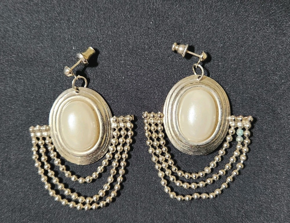 Vtg Pair Casual Corner Silver-tone Dangle Faux Pearl Chains Pierced Earrings