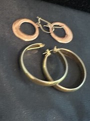 2 Pair VTG Copper Plated And Gold Plated Hoop Pierced Earrings – COSTUME JEWELRY