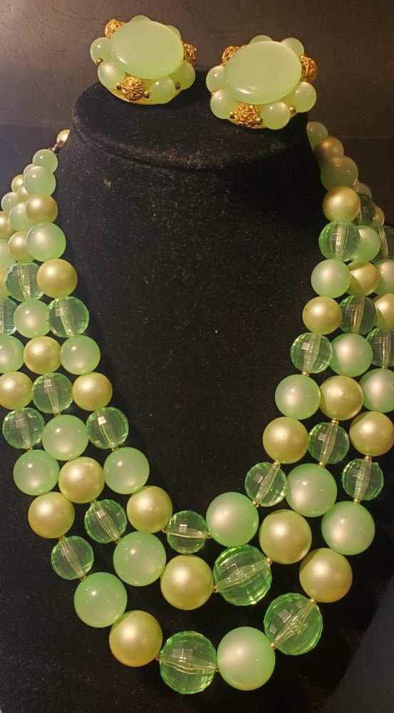 2 Pc Vtg Mint Green: CORO 3 Strand Necklace, LISNER Thermoset Clip Earrings