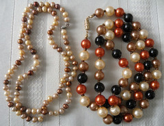 Vtg. Lot 2 Metallic Copper Bronze Cream Black Faux Pearl Bead Necklaces 24″, 31″