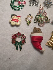 Lot Of 23 Christmas Brooches Pins Holiday Snowmen Trees, Etc Enamel Rhinestone