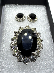 SET Vintage Avon Cubic Zirconia Onyx Stud EARRINGS Glamour RING Size 8.5