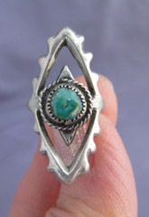 VINTAGE OLD PAWN STERLING LONG CUT OUT SPEAR ARROWHEAD TURQUOISE PINKY RING
