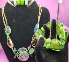 Vtg Bead Necklace Earrings And Bracelet Boho Abelone Shabby Chic Lot Green Blue