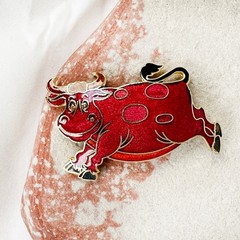 Modern Unsigned Red Enamel Cartoon Cow Brooch Gold Tone Accents Pin Farm
