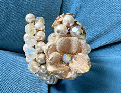 MIRIAM HASKELL FAUX PEARL CRYSTAL RHINESTONE FLOWER WRAP BRACELET / 2 STRAND