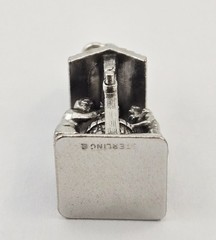 Sterling Silver 3D Wishing Well Charm Couple Hearts Roof Vintage 9.3g 925