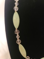 Vintage Beautiful Necklace 16+” Light Green Glass/stone? Beads. Clear Beads…