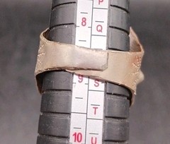 Alpaca Artisan Metalwork Sz. 9 Adjustable Green Gemstone Silvertone Ring Unique