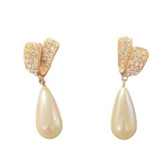 Vintage Pearl Dangles Crystal Rhinestones Gold Tone Earrings
