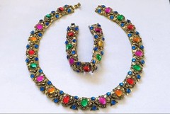 Vintage Mughal Gripoix Poured Glass Necklace Earrings Bracelet Button Cover Set