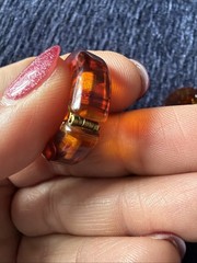 VINTAGE 1970s SPRING HINGED CLIP ON EARRINGS BROWN TORTOISE PLASTIC THICK HOOPS