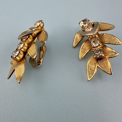 Vintage Rhinestone Earrings Gold Tone Leaf Branch Climber Clip On Dimensional