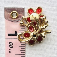 VTG Coro Red Flower Rhinestone Earrings Screw Back Signed Floral Nature Jewelry
