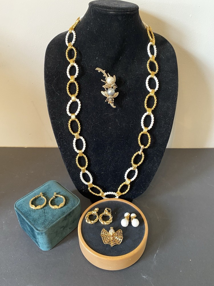 Vintage Group Of Jewelry, Chain Necklace, Clip Earrings, Brooches C1970/80’s