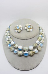 VTG 2-STRAND PASTEL BLUE/WHITE/GOLD NECKLACE-EARRING SET-W/EXTENDER-CLIP-ONS