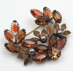Vtg Open Wreath Navette Rhinestone Brooch Autumn Brass Leaves Fall Amber Pin