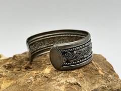 Lia Sophia Floral Embossed Silver Tone Cuff Bangle Bracelet Unmarked
