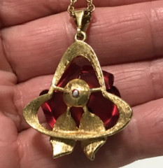 VINTAGE 24” NECKLACE EARRINGS BROOCH GOLD TONE RED ROSE JEWELRY SET