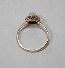Vintage 10K Yellow Gold Pearl Diamond Halo Ring Statement Size 8.75 417 Solid