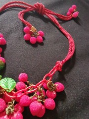 MIRIAM HASKELL HESS 20’S RED SILK CORD & LUCITE CHAIN CHOKER SUGAR BEAD CLUSTERS
