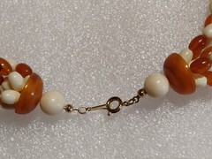 VTG Avon Cosmopolitan Collection Necklace W/ Matching Earrings 6 Strand Honey…