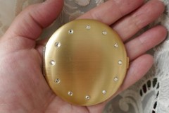 21 Pc Lot Faux Pearl Rhinestone Jewelry Compact Mirror Wristwatch Hair Barrettes